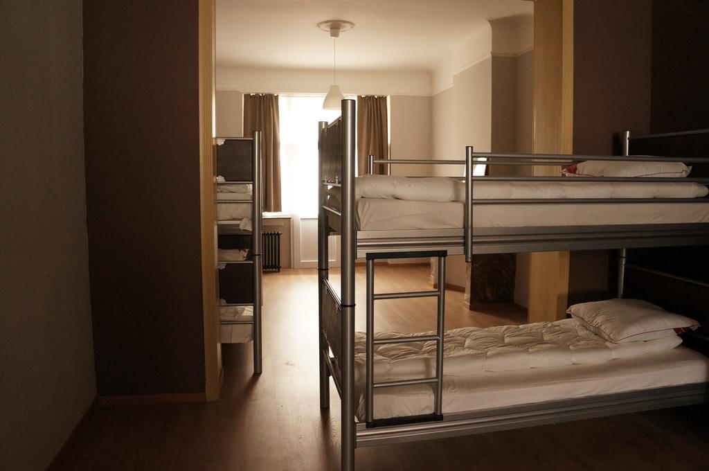 Es Hostel Saint-Gilles Extérieur photo